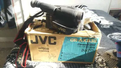 Видеокамера jvc gr-ax638