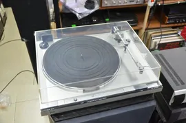 Проигрыватель винила JVC L-A31