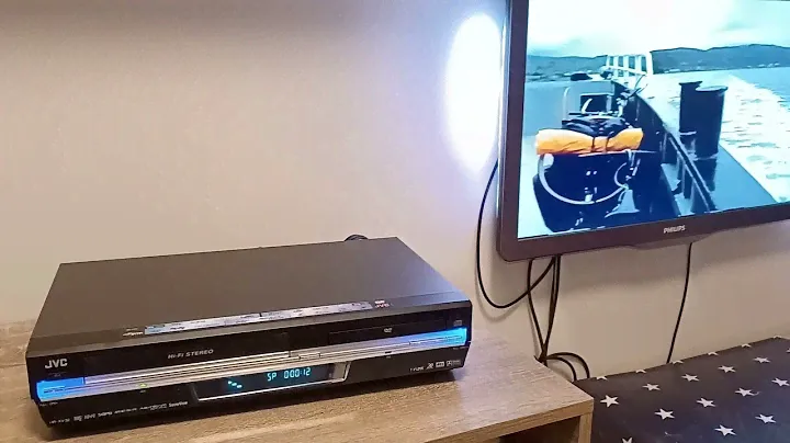 JVC HR-XV32, DVD/VHS/SQPB -demonstration