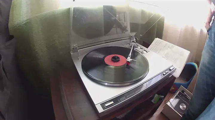 JVC LA100 Turntable