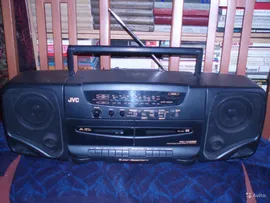 Продам магнитолу JVC PC-W222 в Москве