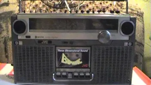 JVC RC-828W.
