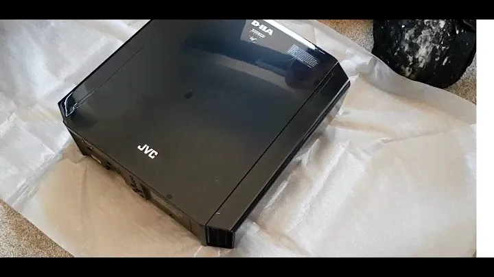 JVC DLA-X7900 4K HDR Home Cinema Projector Unboxing