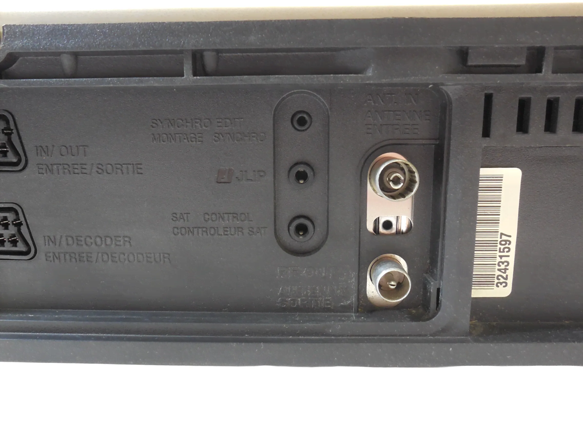 Видеомагнитофон SVHS JVC HR-S8700EU-3