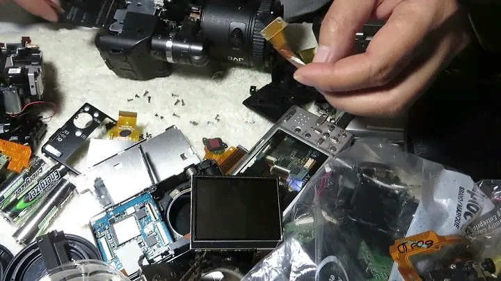 camcoder JVC GC-PX100,GC-P100  LCD flat flex cable replacement .thay màn hình máy jvc gc-px100