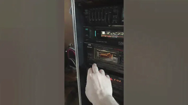 Victor JVC KD-V6, Victor JVC A-X500V, Sansui T-510L, Sansui RG-710