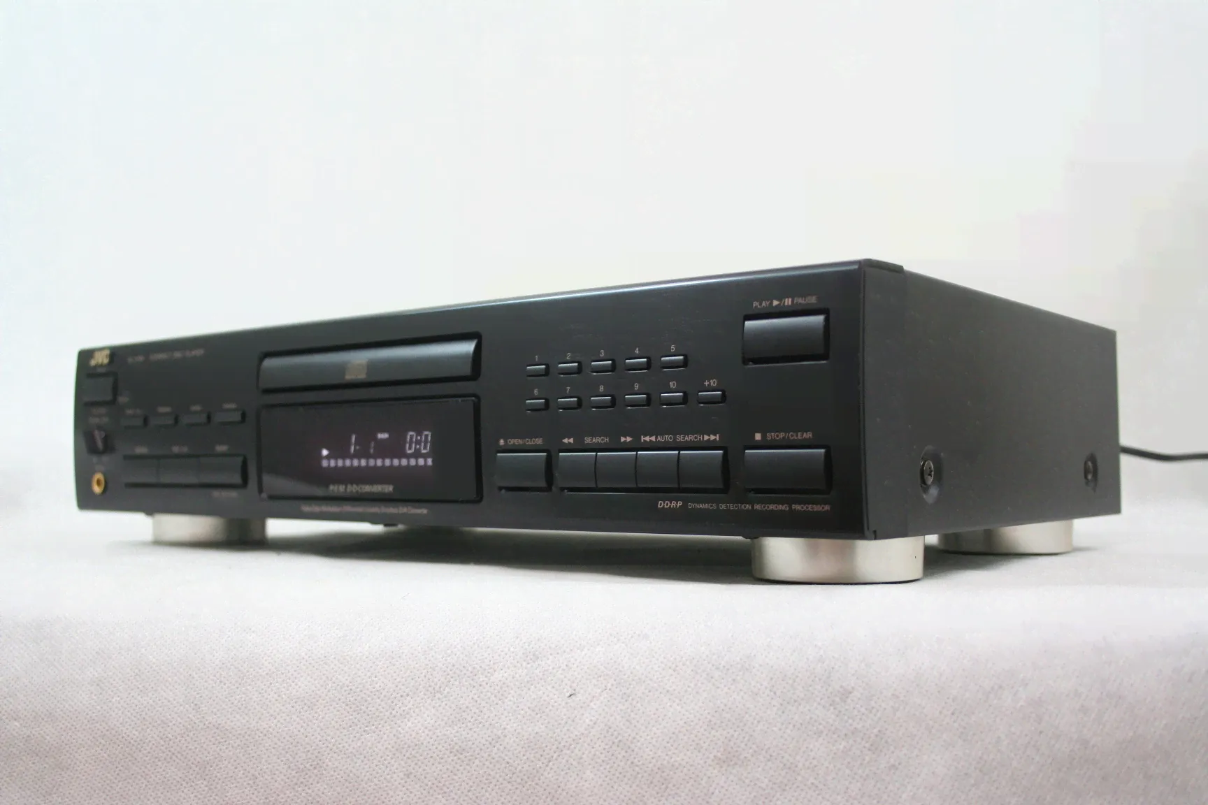 CD JVC XL-V164